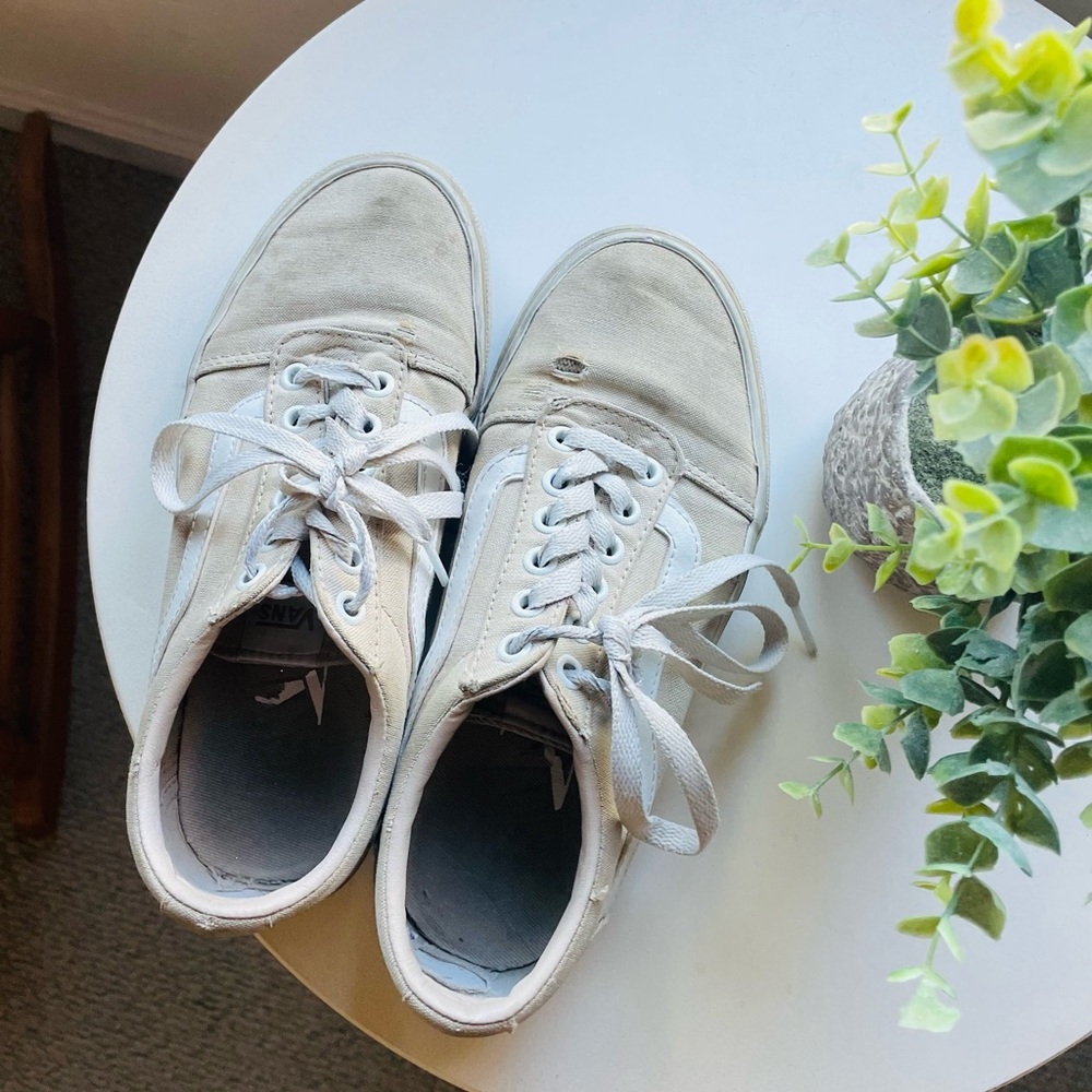 Womens taupe Ward Lo sneaker